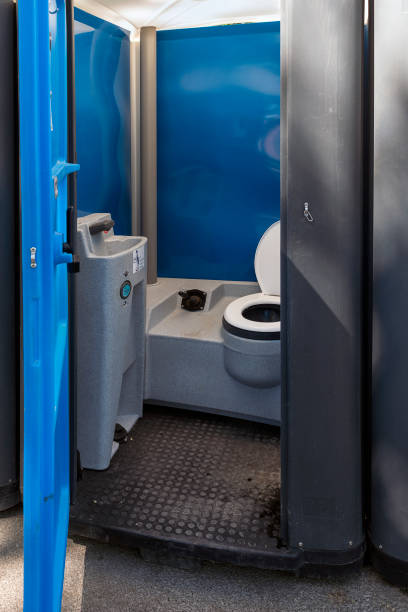 Best Porta potty delivery and setup  in Grafton, OH